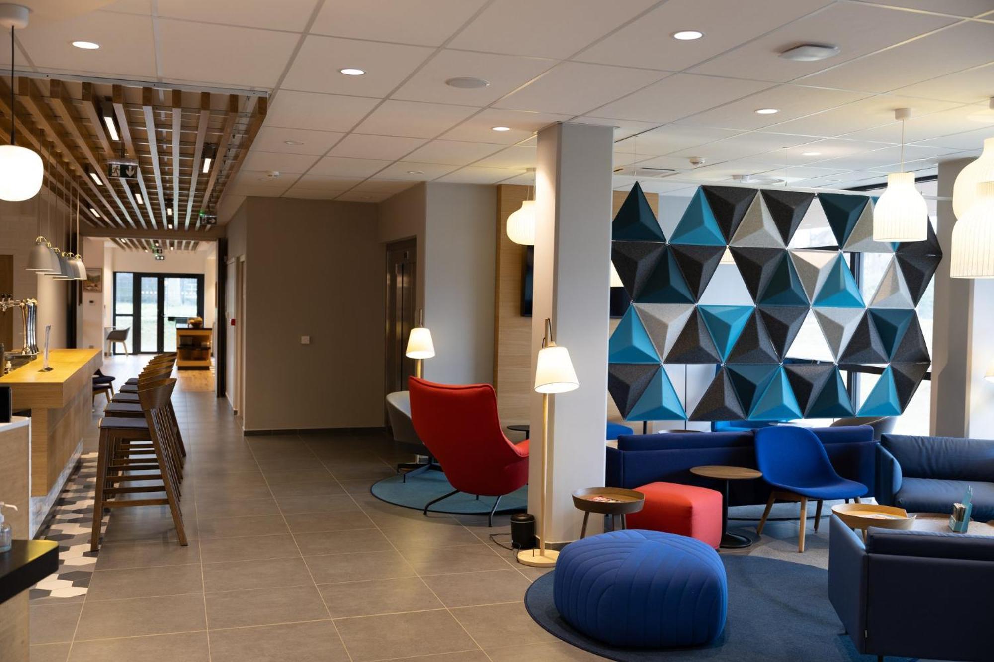 Holiday Inn Express Caen Epron By Ihg Экстерьер фото