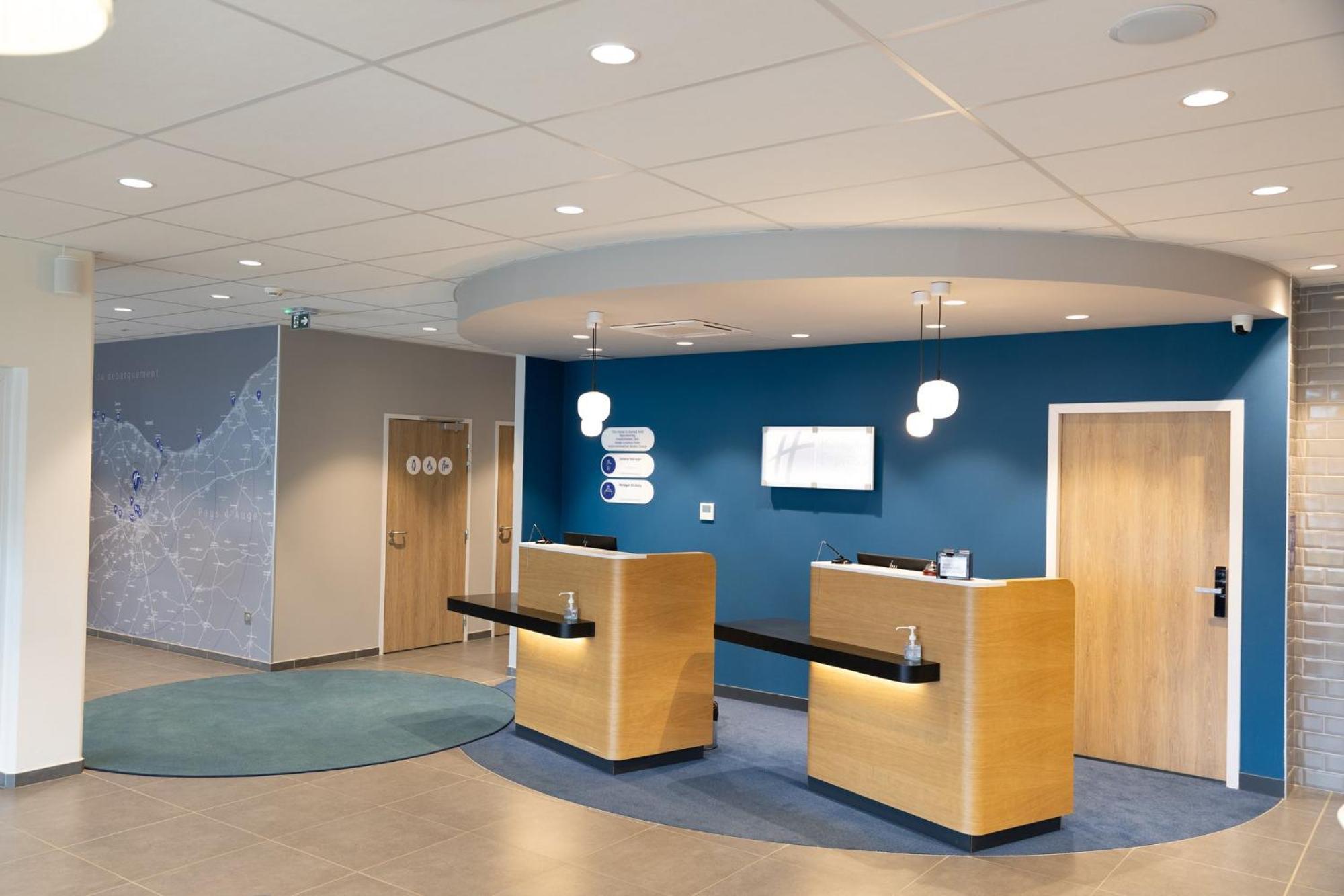 Holiday Inn Express Caen Epron By Ihg Экстерьер фото